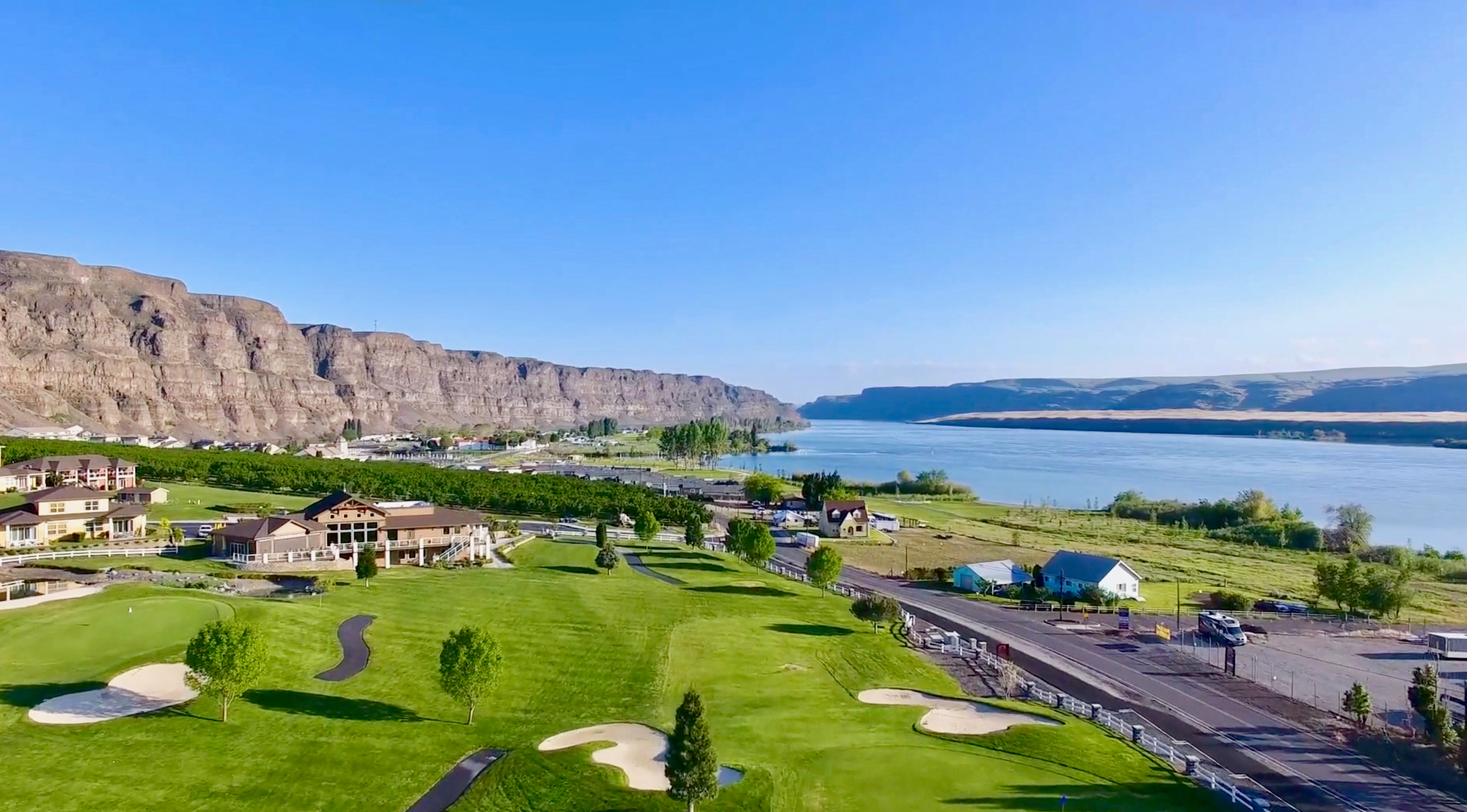 Crescent Bar Resort Columbia River recreation